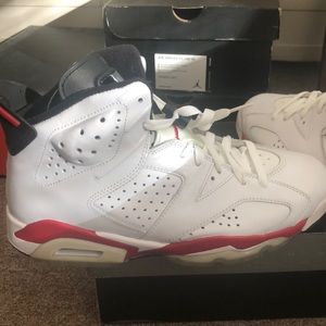 New in The Box  Air Jordan 6’s White/Varsity Red